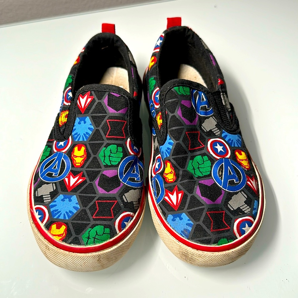 Gap Slip On Shoes Boys Size 11 Marvel Avengers